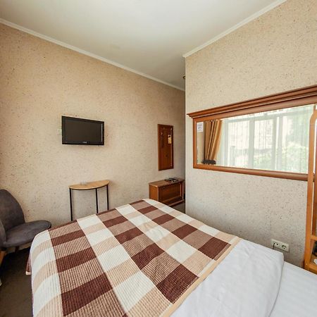 Ajour Hotel Almati Kültér fotó