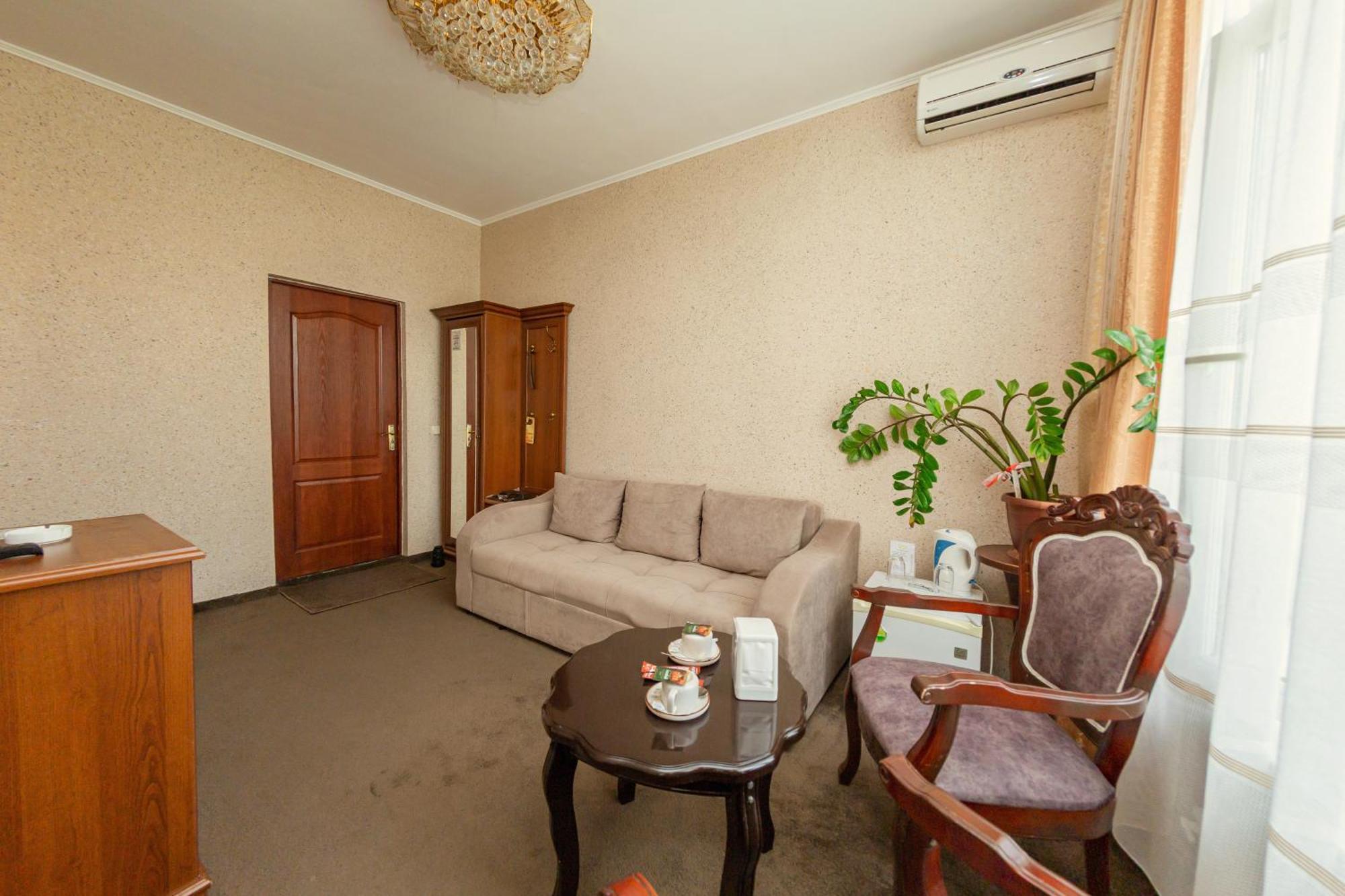 Ajour Hotel Almati Kültér fotó