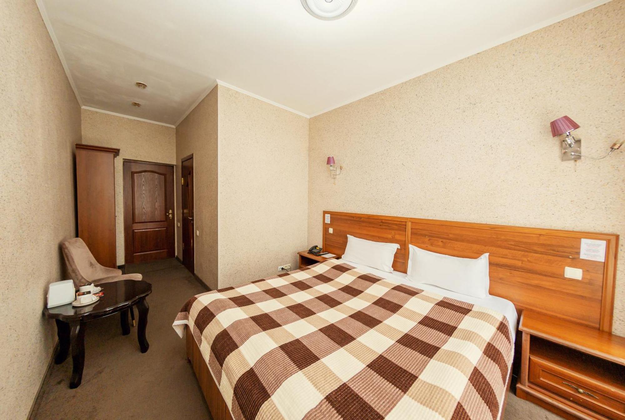 Ajour Hotel Almati Kültér fotó