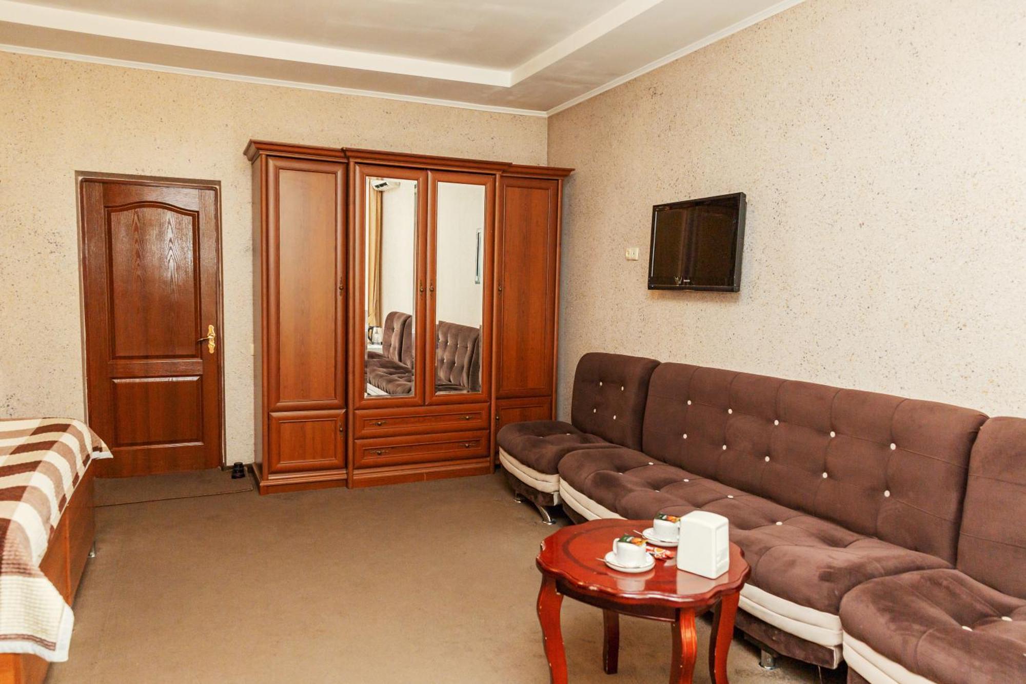 Ajour Hotel Almati Kültér fotó