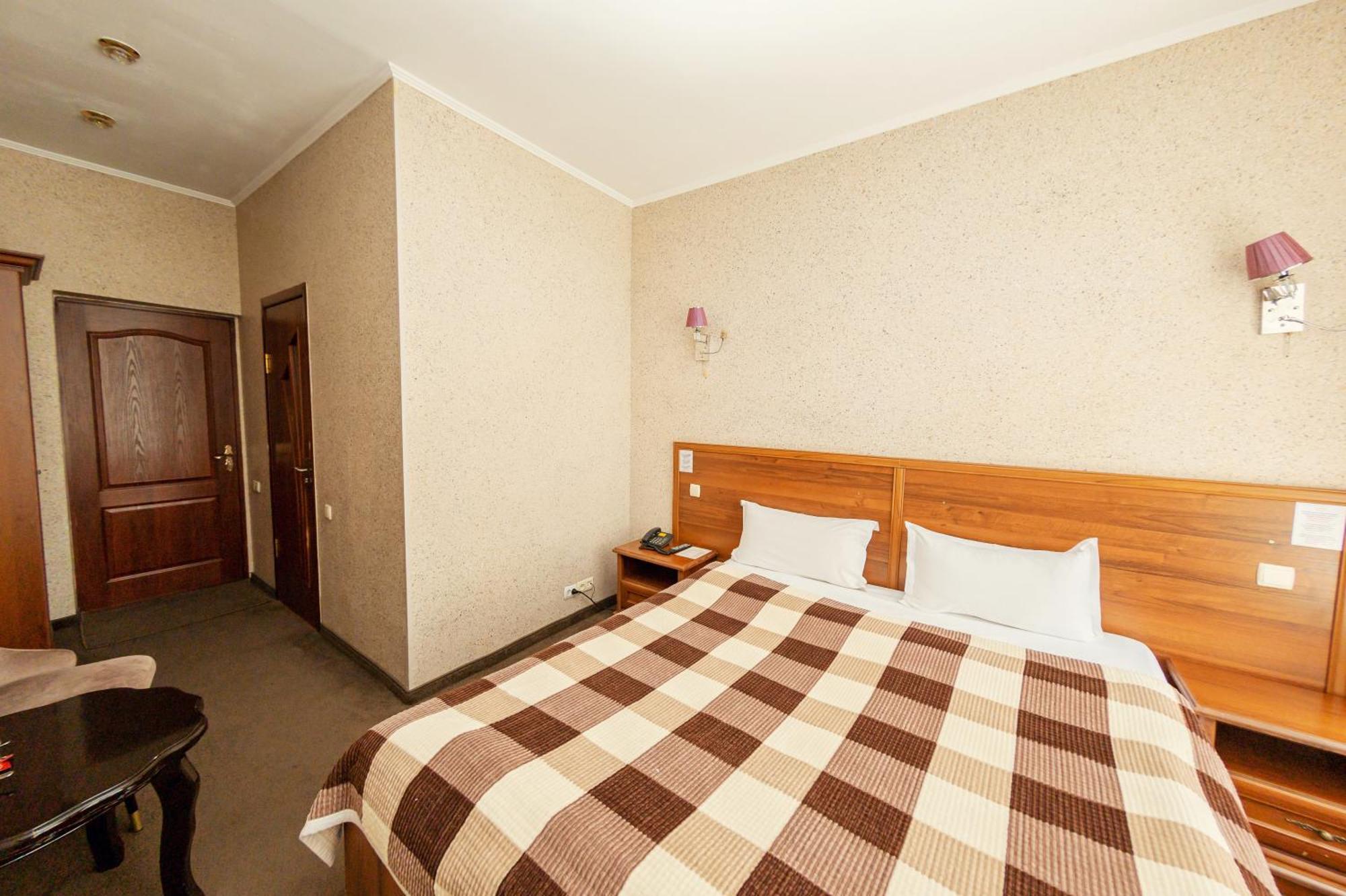 Ajour Hotel Almati Kültér fotó