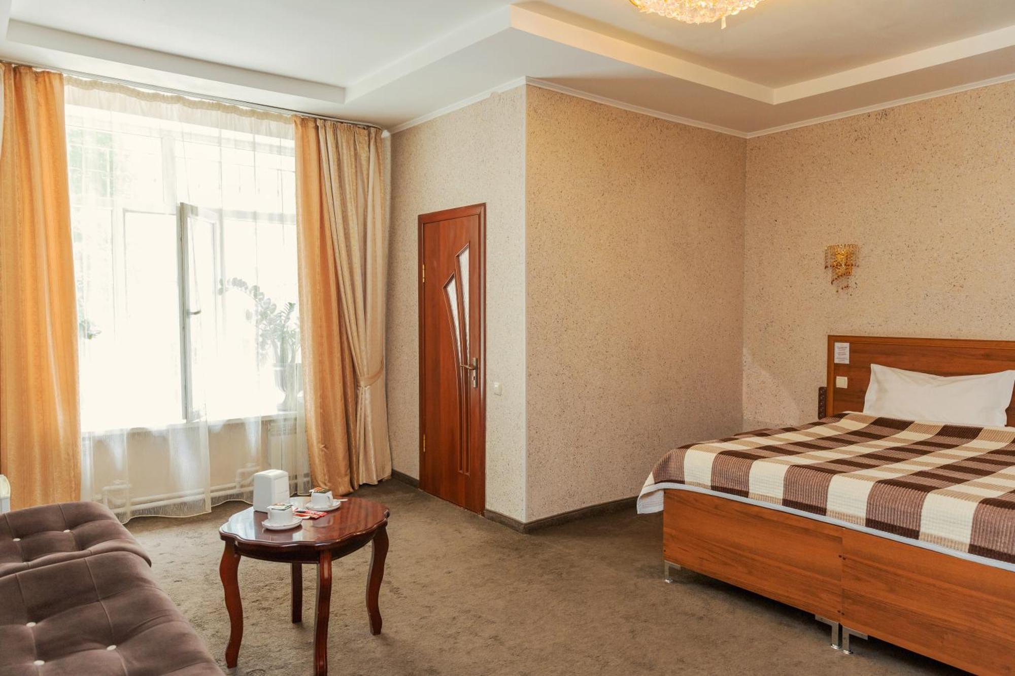 Ajour Hotel Almati Kültér fotó