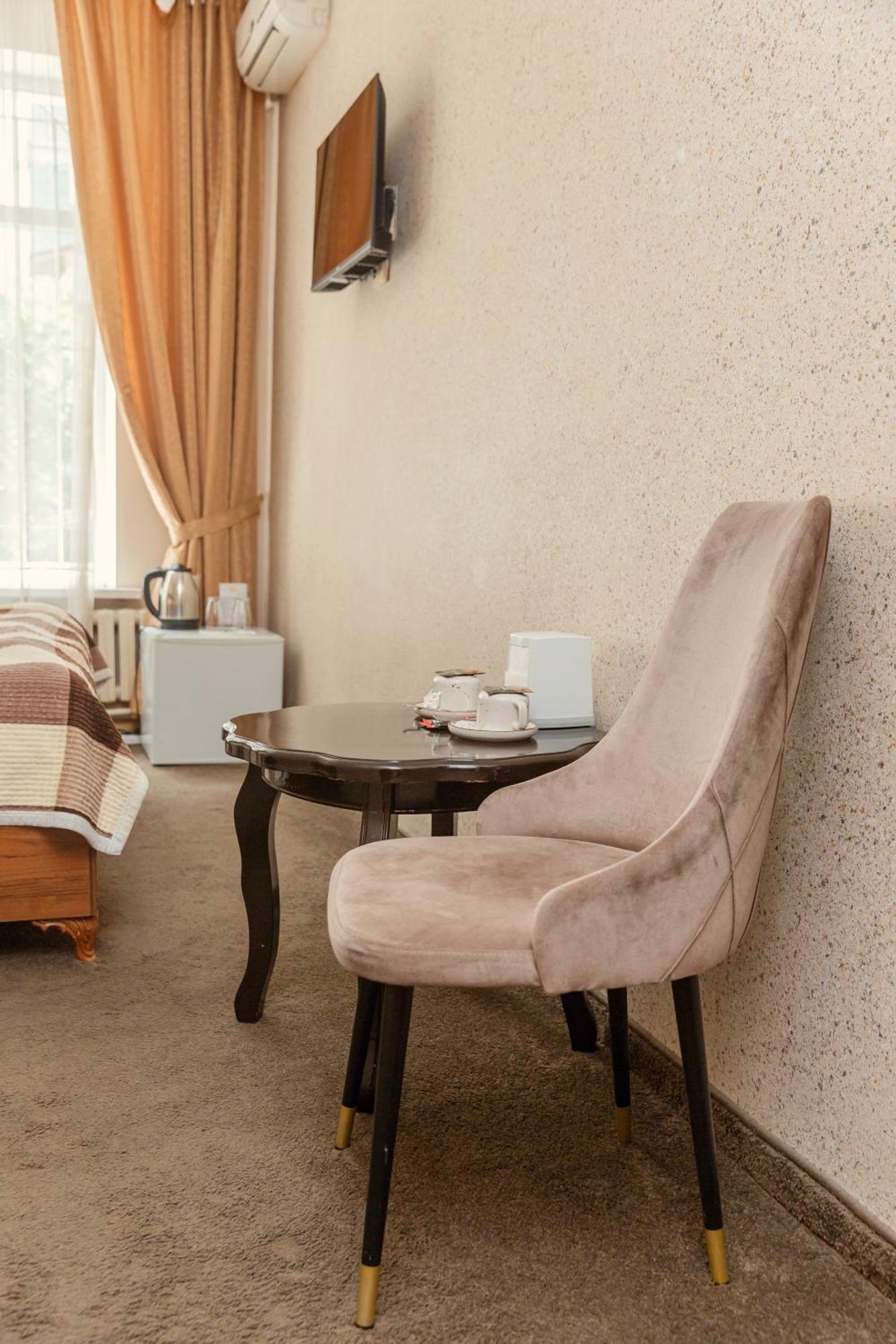 Ajour Hotel Almati Kültér fotó