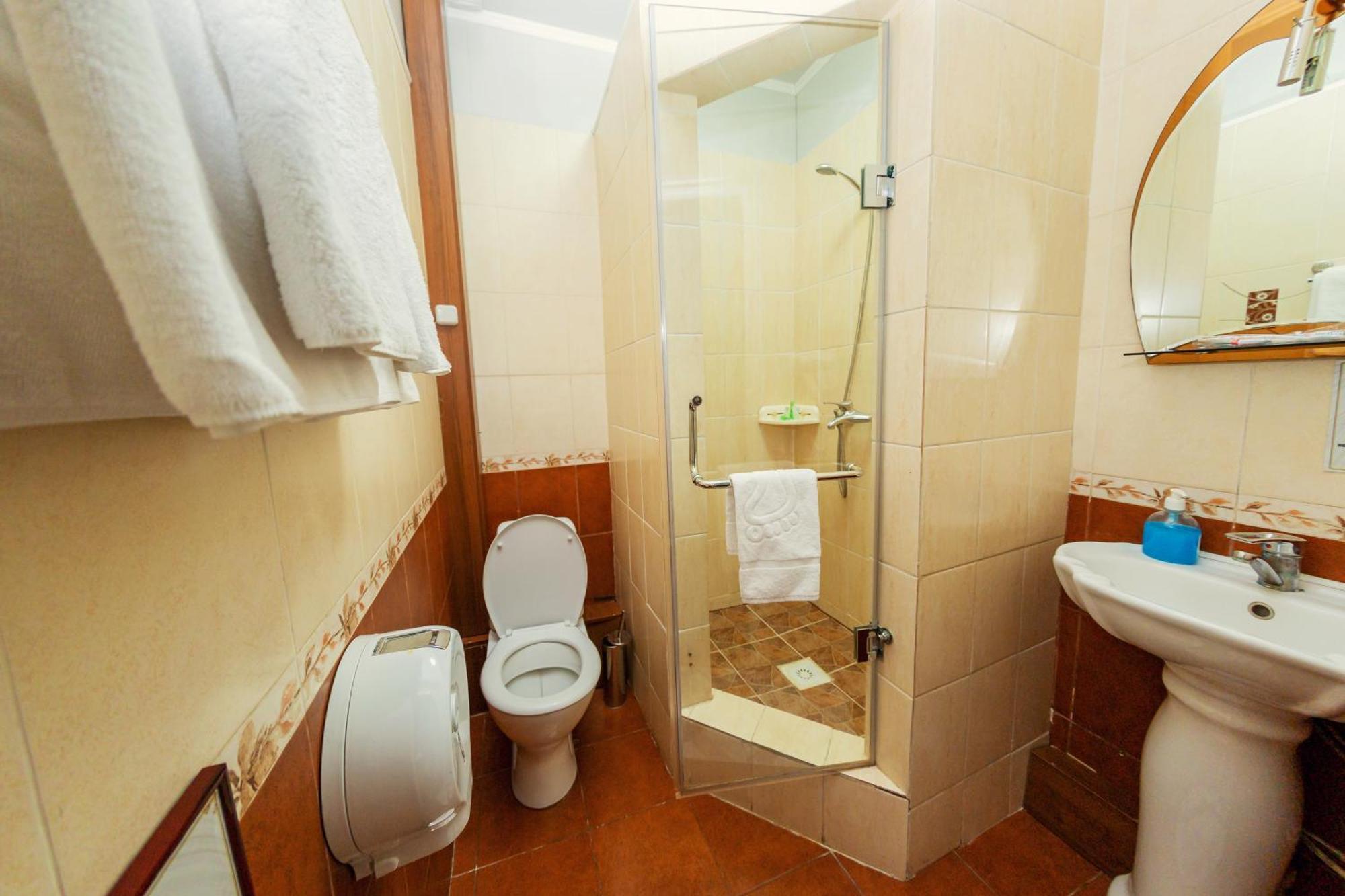 Ajour Hotel Almati Kültér fotó