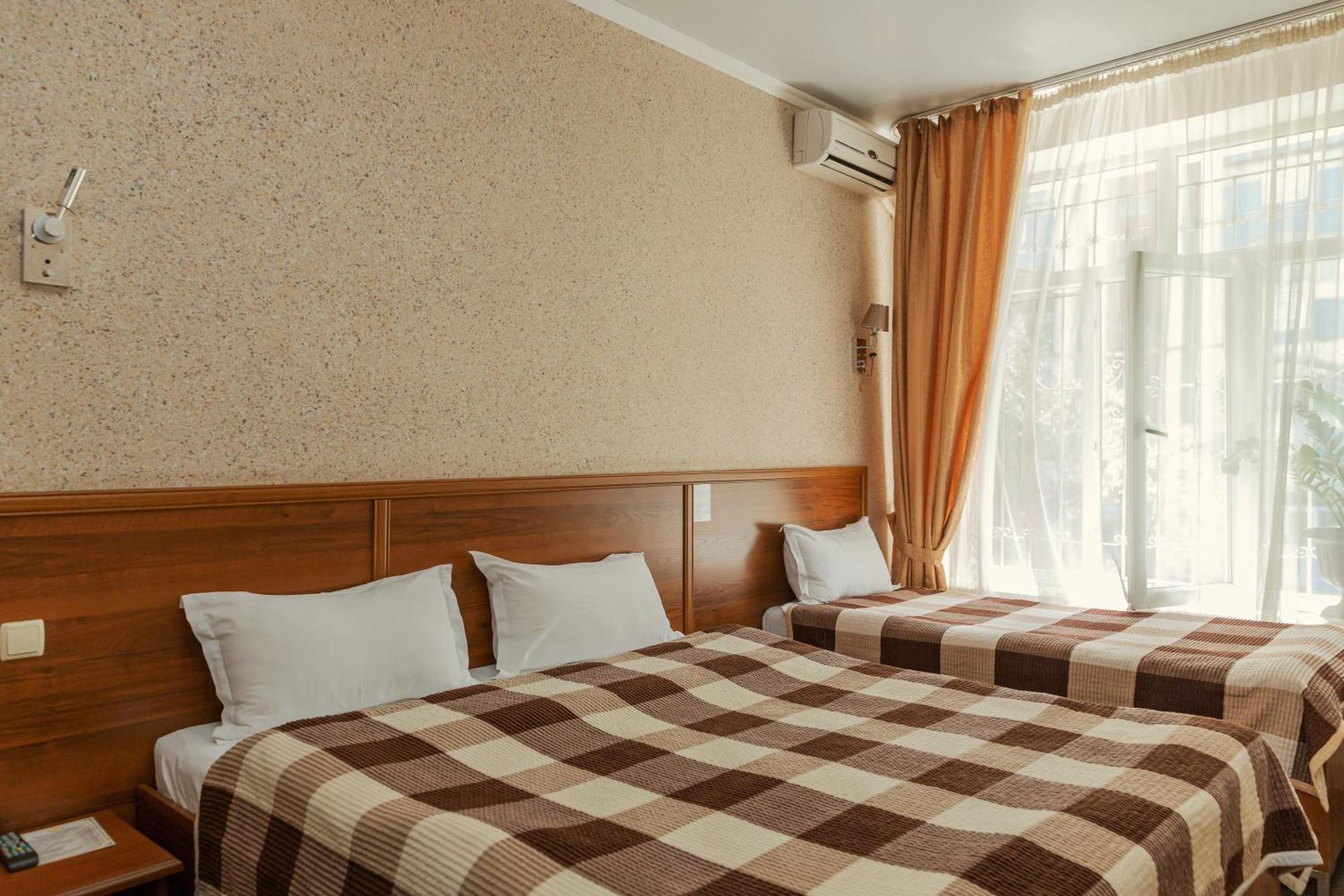 Ajour Hotel Almati Kültér fotó